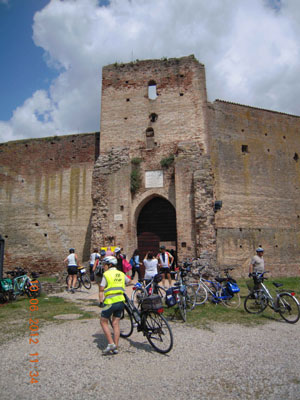 casteldariotb.jpg